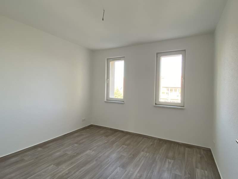 Mozartstraße 13, 3. Obergeschoss / links