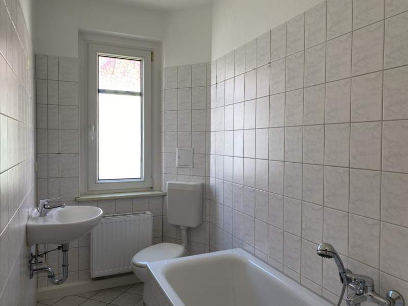 Alwin-May-Straße 2, 2. Obergeschoss / links